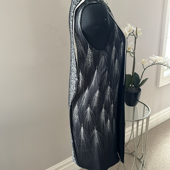 3.1 PHILLIP LIM 100% SILK ELEGANT BLACK GREY CREAM DRESS WITH NECKLINE DETAIL - Picture 5 of 15